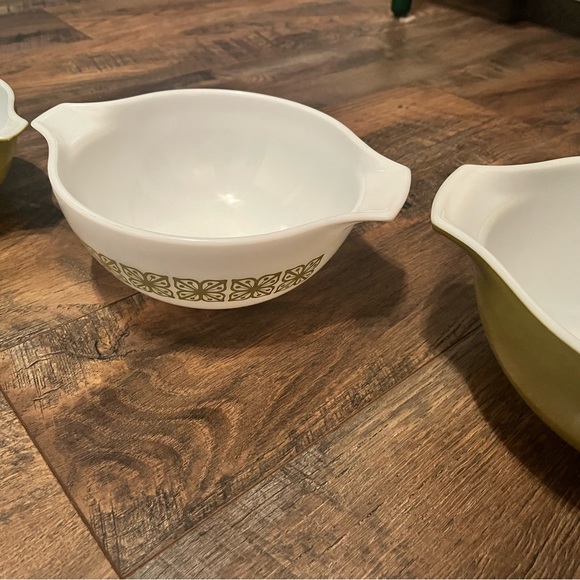 Pyrex Kitchen Pyrex Cinderella Mixing Bowls Poshmark